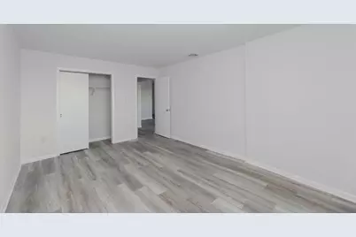 1906 Paterson Plank Rd #3C, North Bergen, NJ 07047 - Photo 5