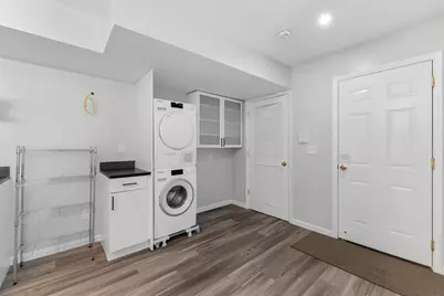 19 Cambridge Ave, Jersey City, NJ 07307 - Photo 37