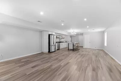19 Cambridge Ave, Jersey City, NJ 07307 - Photo 39