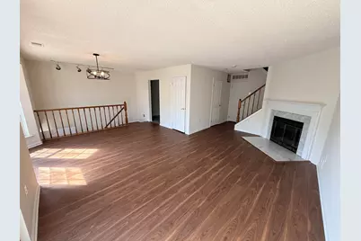 28 Alder St, Jersey City, NJ 07305 - Photo 3