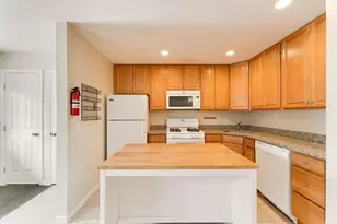 54 Chestnut St, Weehawken, NJ 07086 - Photo 9