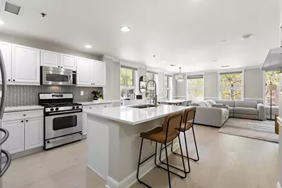 812 Grand St #210, Hoboken, NJ 07030 - Photo 5