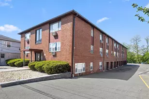 747 Riverside Ave, Lyndhurst Township, NJ 07071 - Photo 15