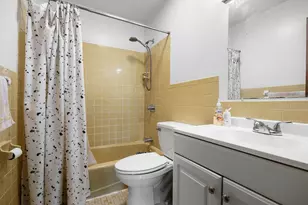 747 Riverside Ave, Lyndhurst Township, NJ 07071 - Photo 11