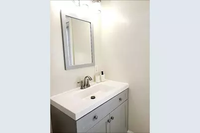 332 Stegman Parkway #A, Jersey City, NJ 07305 - Photo 19