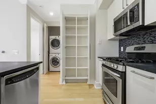 4 Beacon Way, Jersey City, NJ 07304 - Photo 3