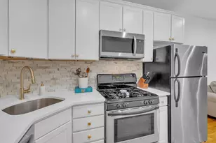 349 7th St, Jersey City, NJ 07302 - Photo 3