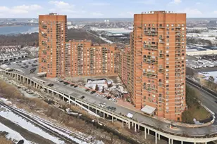 320 Harmon Cove Tower, Secaucus, NJ 07094 - Photo 49