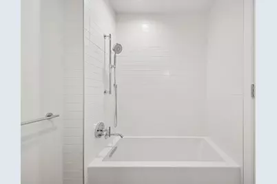155 Bay St #3307, Jersey City, NJ 07302 - Photo 17
