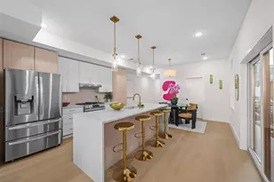 249 5 Halladay St, Jersey City, NJ 07304 - Photo 5