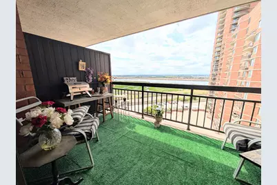 918 Harmon Cove Tower #918, Secaucus, NJ 07094 - Photo 21
