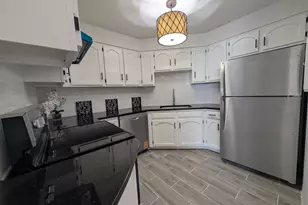 918 Harmon Cove Tower, Secaucus, NJ 07094 - Photo 13