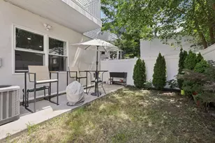 131 Zabriskie St, Jersey City, NJ 07307 - Photo 41