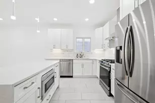 131 Zabriskie St, Jersey City, NJ 07307 - Photo 15