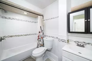 203 Bowers St, Jersey City, NJ 07307 - Photo 11