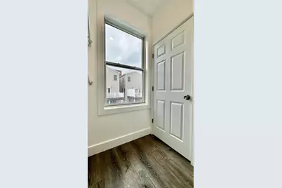 20 Fisk St #A, Jersey City, NJ 07306 - Photo 9