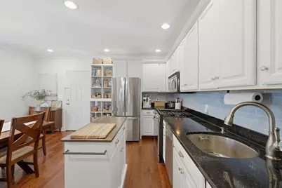405 Bloomfield St #2, Hoboken, NJ 07030 - Photo 5
