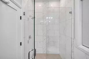136 35th St, Union City, NJ 07087 - Photo 17