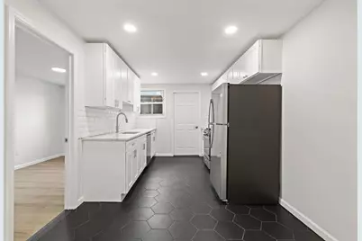 173 Van Horne St #1, Jersey City, NJ 07304 - Photo 3