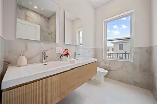 31 Graham St, Jersey City, NJ 07307 - Photo 13