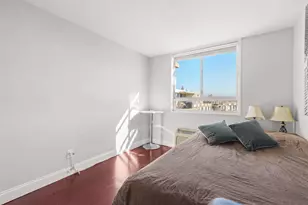 100 Manhattan Ave, Union City, NJ 07087 - Photo 9