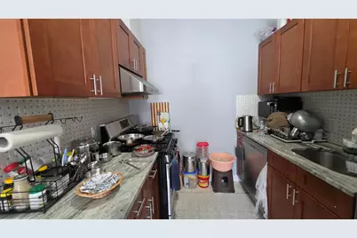 100 Griffith St #1R, Jersey City, NJ 07307 - Photo 3