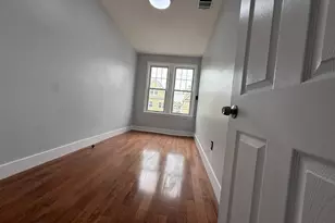 162 W 32nd St, Bayonne, NJ 07002 - Photo 7