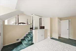 6 Parkside Ln, Bayonne, NJ 07002 - Photo 27