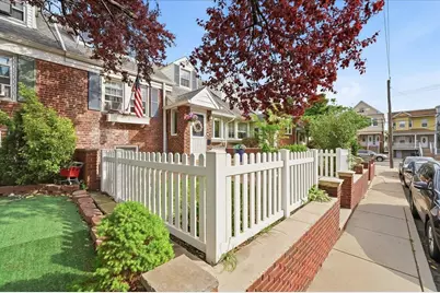 6 Parkside Lane, Bayonne, NJ 07002 - Photo 5