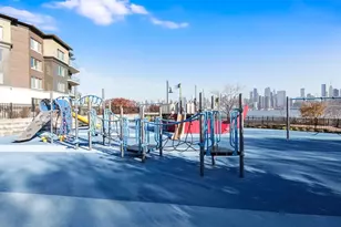 150 Henley Pl, Weehawken, NJ 07086 - Photo 13