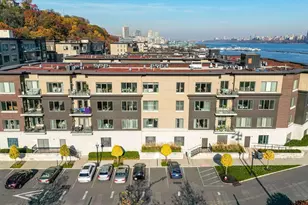 150 Henley Pl, Weehawken, NJ 07086 - Photo 3