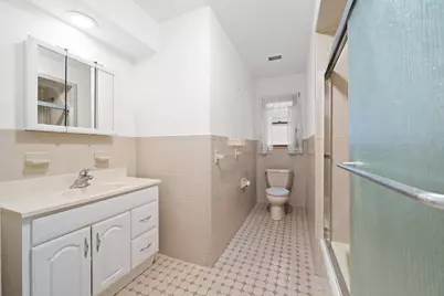 287 Avenue E, Bayonne, NJ 07002 - Photo 31