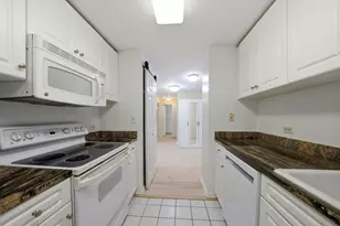 2 Constitution Ct, Hoboken, NJ 07030 - Photo 5