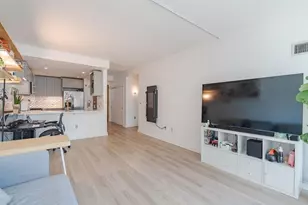 20 Newport Pkwy, Jersey City, NJ 07310 - Photo 3