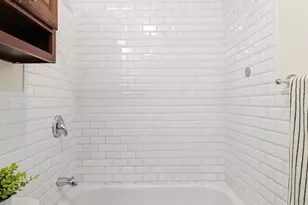 189 Christopher Columbus Dr, Jersey City, NJ 07302 - Photo 19