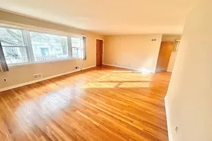 588 Avenue A, Bayonne, NJ 07002 - Photo 3