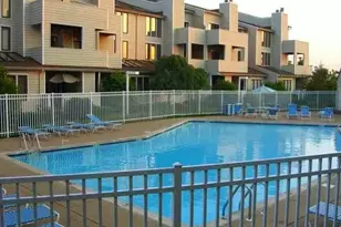 700 Mainsail Ln, Secaucus, NJ 07094 - Photo 17