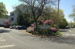 700 Mainsail Ln, Secaucus, NJ 07094 - Photo 13