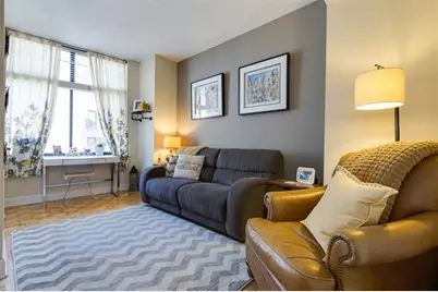 610 Newark St #4G, Hoboken, NJ 07030 - Photo 1
