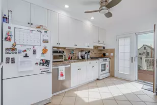 12 Obrien Ct, Bayonne, NJ 07002 - Photo 9