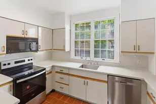 204 Shearwater Ct W, Jersey City, NJ 07305 - Photo 7