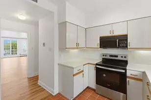 204 Shearwater Ct W, Jersey City, NJ 07305 - Photo 5