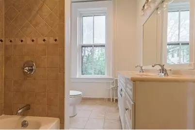 325 Montgomery St #2, Jersey City, NJ 07302 - Photo 11