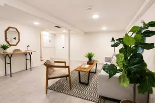 7 Pierce Ave, Jersey City, NJ 07307 - Photo 15