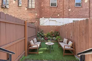 250 Van Horne St, Jersey City, NJ 07304 - Photo 9