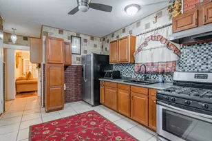 41 Greenville Ave, Jersey City, NJ 07305 - Photo 5