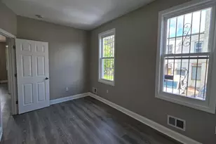 218 Dwight St, Jersey City, NJ 07305 - Photo 9