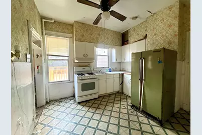 262 Clerk St, Jersey City, NJ 07304 - Photo 5