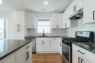 746 Seaport Dr., Elizabeth, NJ 07201 - Photo 17