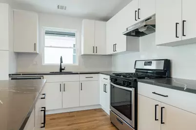 746 Seaport Dr #B, Elizabeth, NJ 07201 - Photo 21